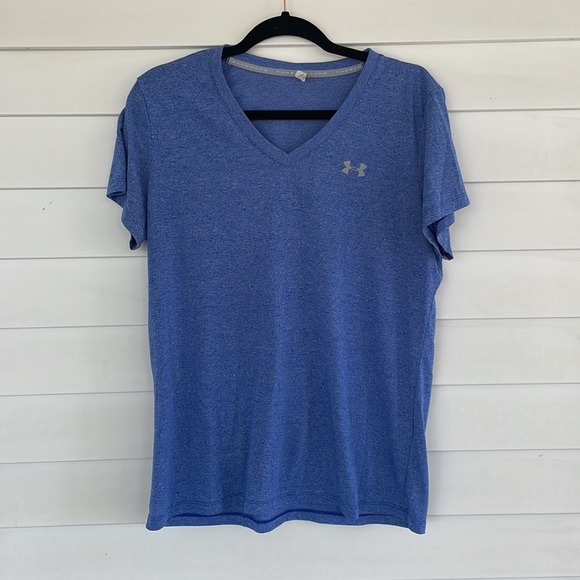 SET OF 4 Champion Fitness Tees. V-neck - Picture 5 of 7